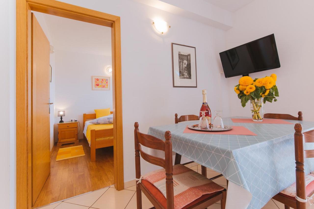 Apartmani Villa Marija Omiš Exteriör bild