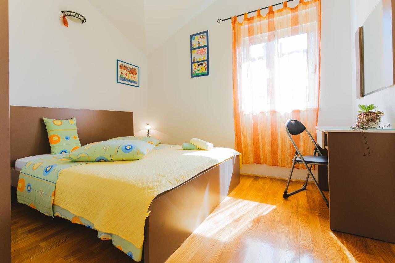 Apartmani Villa Marija Omiš Exteriör bild